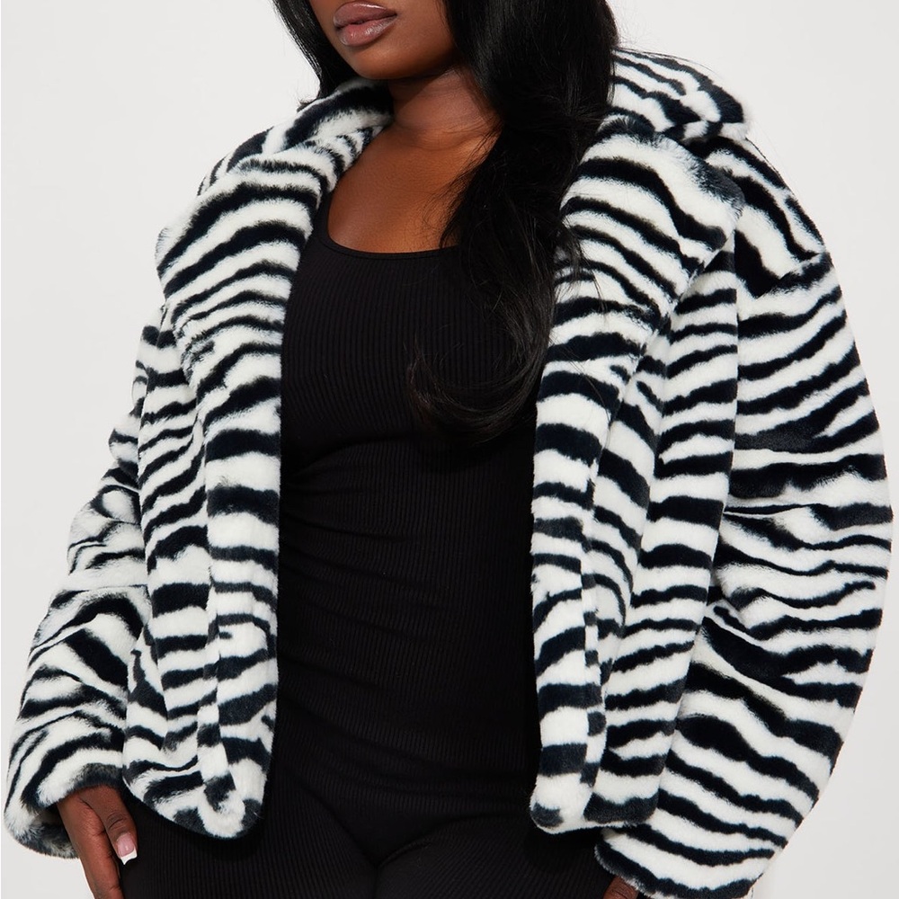 Fashion Nova Black and White Striped Teddy Jacket